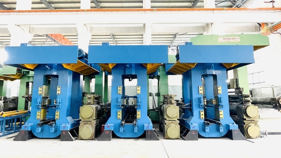 Un laminatoio a freddo continuo 250m/min 4hi di tre supporti per il acciaio al carbonio