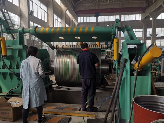 Linea di taglio della bobina d'acciaio di spessore 0.3-3mm Attrezzatura di taglio d'acciaio galvanizzata macchina