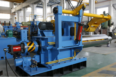 MA (l'alta precisione di 0.4~4)×1600mm che fende la linea larghezza della striscia è 600mm variabili. 1000mm, 1250mm, 1600mm, 1800mm