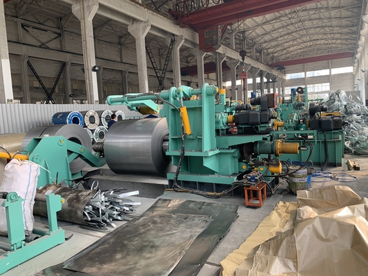 MA (l'alta precisione di 0.4~4)×1600mm che fende la linea larghezza della striscia è 600mm variabili. 1000mm, 1250mm, 1600mm, 1800mm