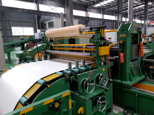 Bobina d'acciaio galvanizzata di acciaio al carbonio X1600 di mA (1-4mm) che fende attrezzatura fatta in Cina
