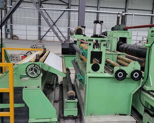 Macchina di taglio della lamiera di acciaio 380V/50HZ da vendere