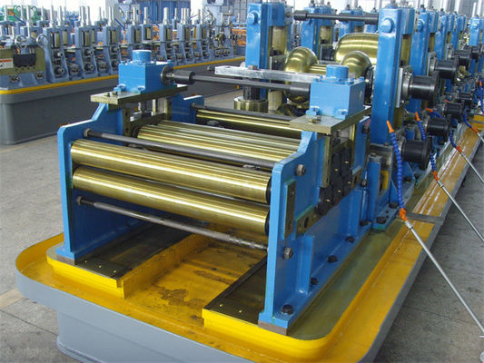 Linea di produzione di saldatura ad alta frequenza del tubo con l'accumulatore orizzontale della striscia