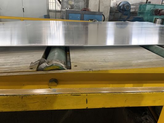 precisione ad alta velocità di 0.4-4mm che fende linea