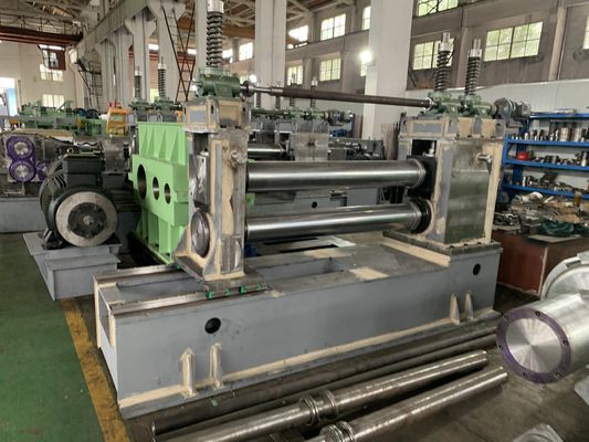 Strato di mA (4-16) ×2200mm che fende linea usata per laminare a freddo materiale, accuratezza di taglio ad alta velocità meno di 0.05mm.