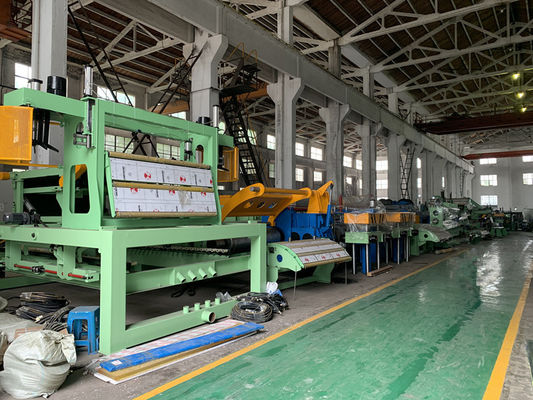 macchina di taglio della lamina di metallo di 2200mm per laminare a freddo materiale